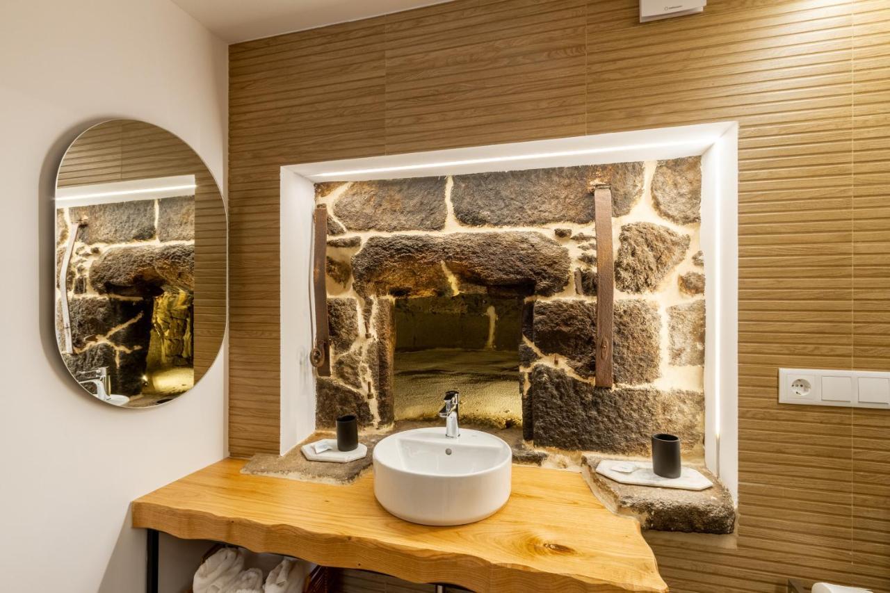 Alojamiento Turistico Caxide Parada De Sil Ribeira Sacra Esterno foto